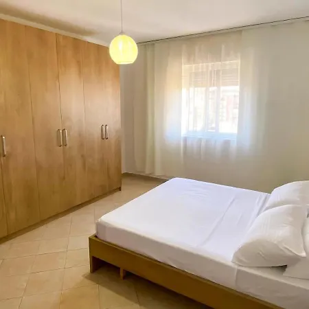 Apartment Aldo Tirana