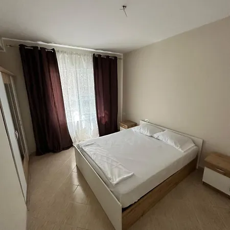 Aldo Apartment *