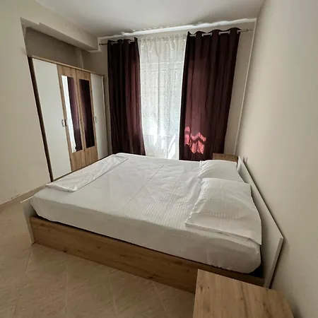 Aldo Apartment *